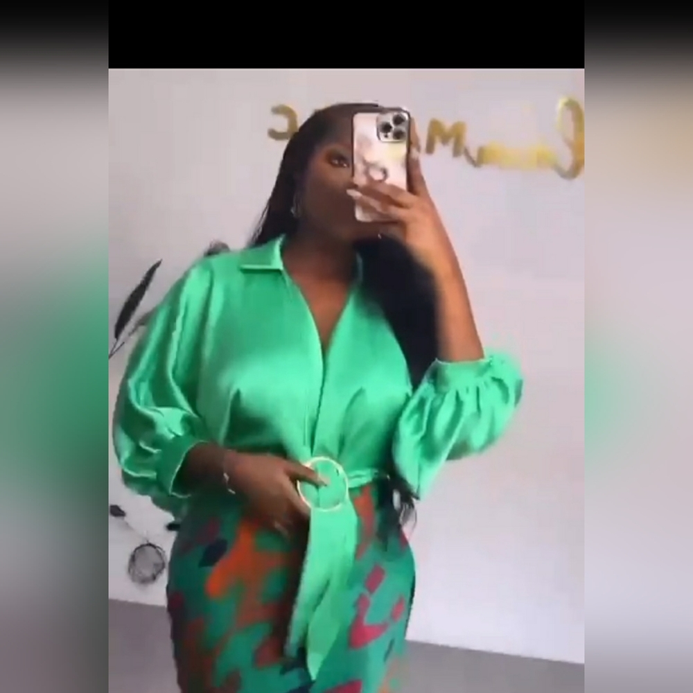 Fashion blouse in different colors